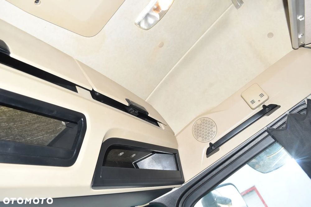 Mercedes-Benz Actros 1842 - 18