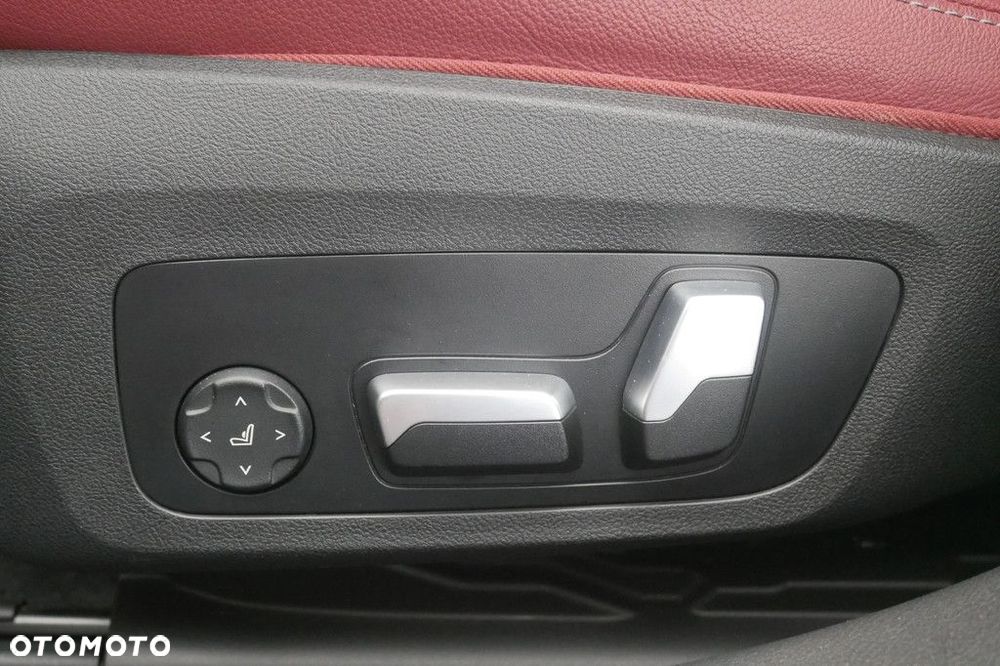 BMW i4 - 33