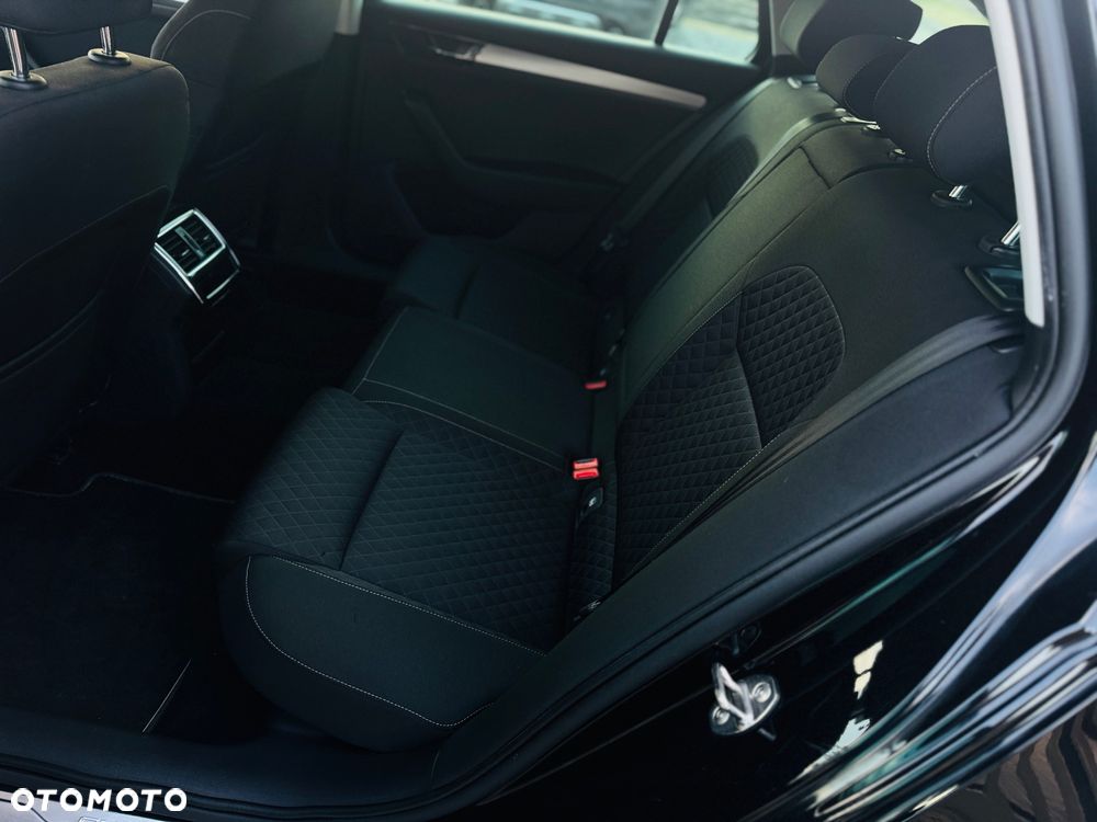 Skoda Superb 2.0 TDI DSG Active - 21