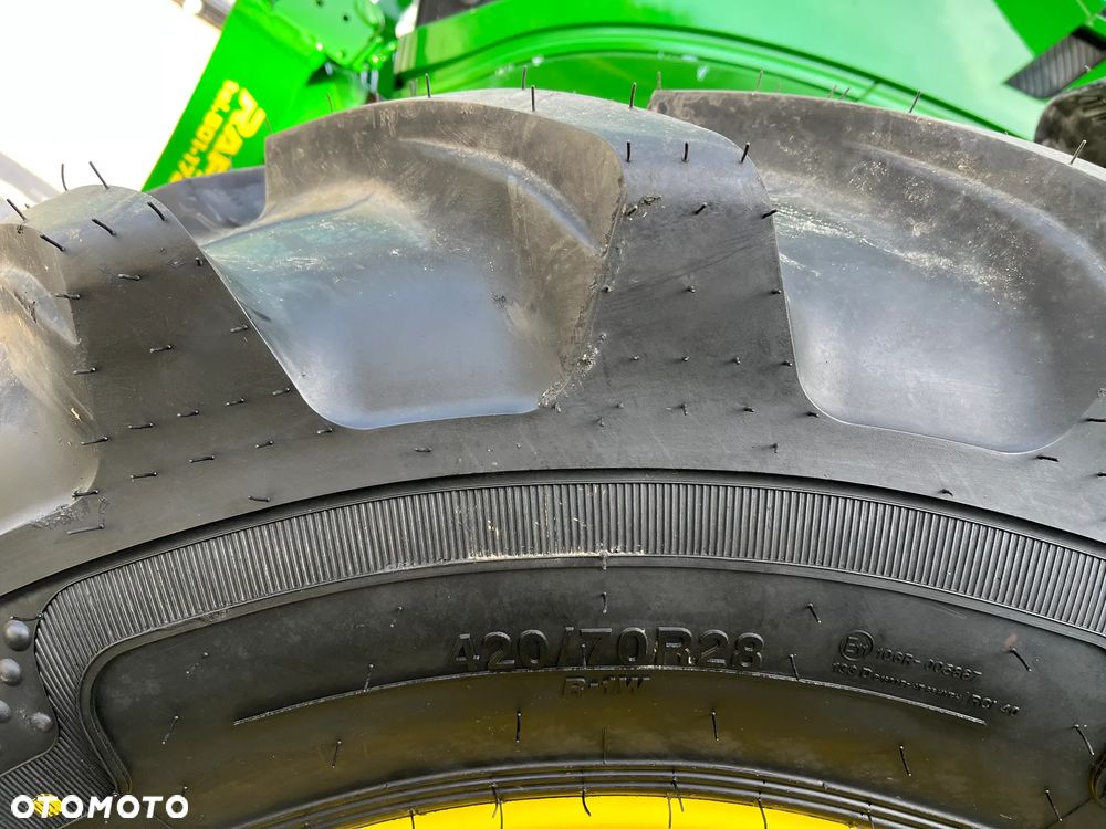 John Deere 6135 R - 17