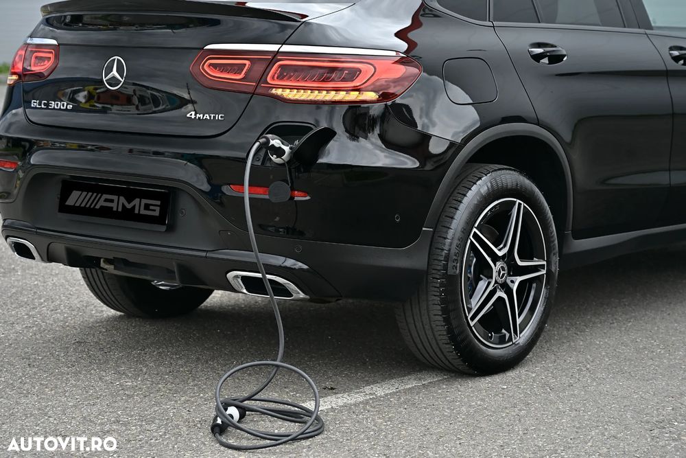 Mercedes-Benz GLC Coupe 350 e 4Matic 7G-TRONIC AMG Line - 40