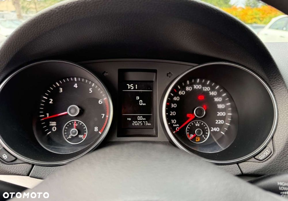 Volkswagen Golf - 13