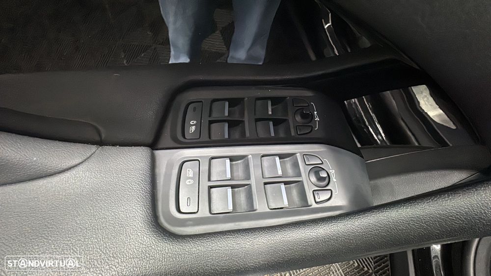 Jaguar I-Pace EV400 R-Dynamic SE AWD - 11