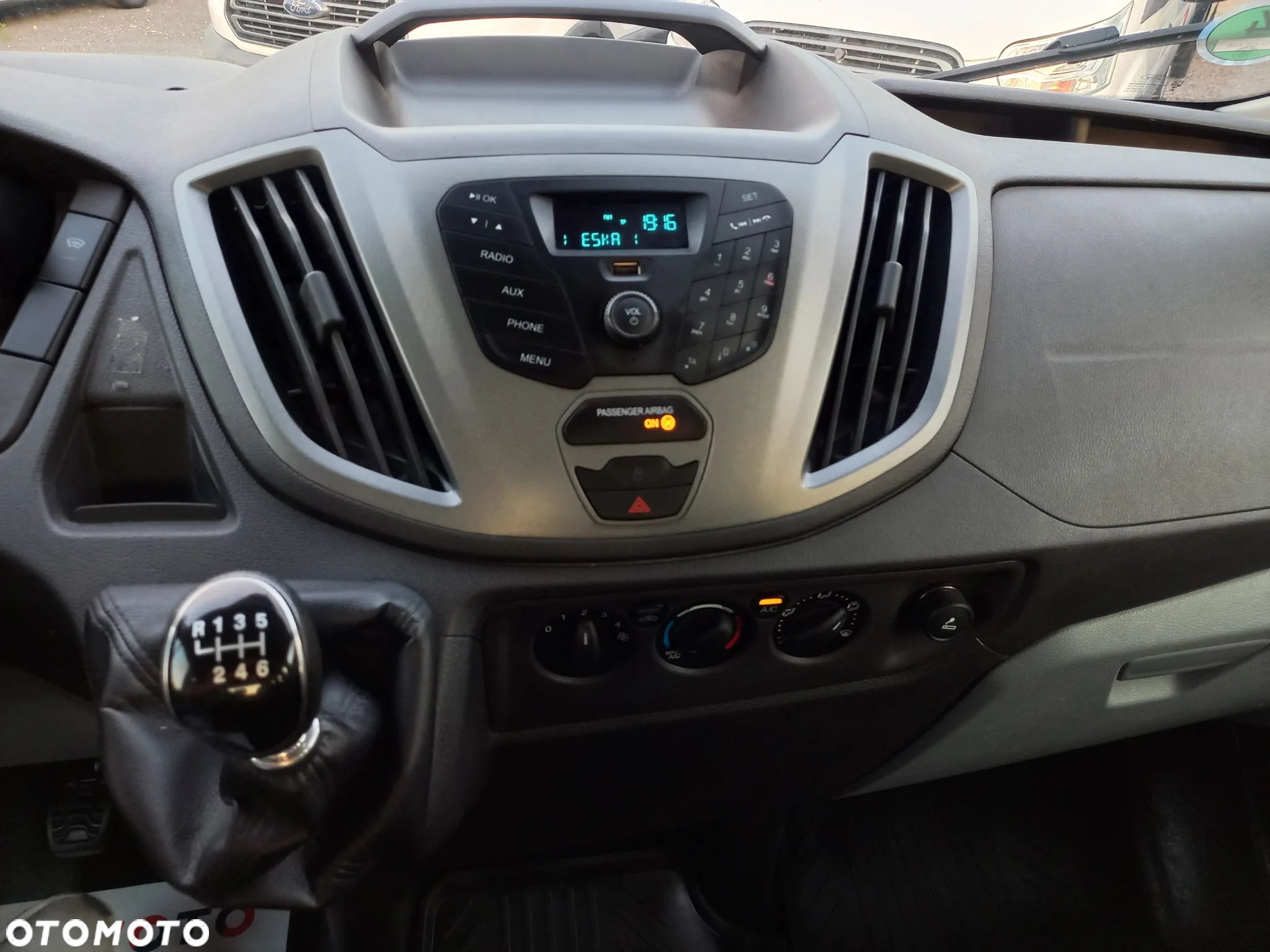 Ford Transit Skrzynia L2 - 21