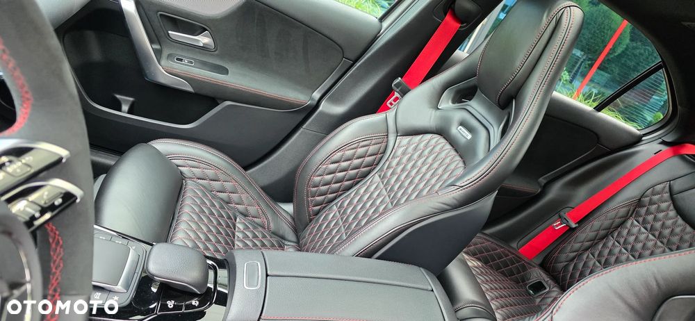 Mercedes-Benz Klasa A 35 AMG 4-Matic 7G-DCT - 19