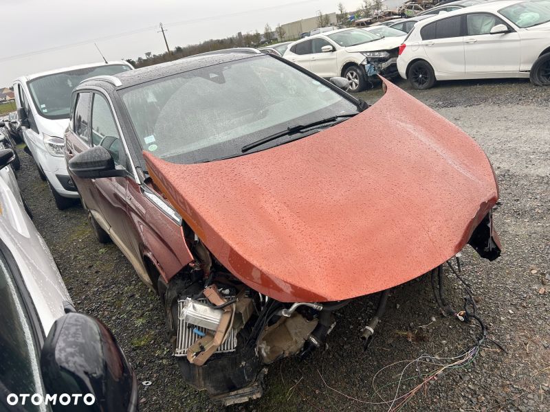 Peugeot 5008 - 1