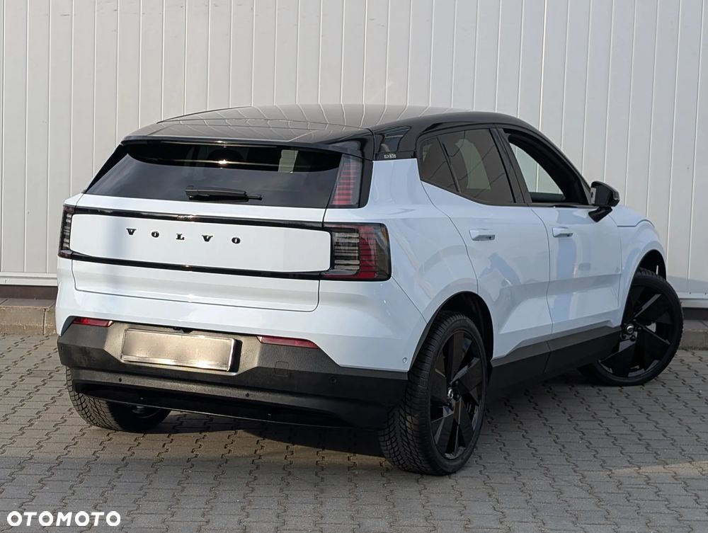 Volvo EX30 Twin Motor Performance AWD Ultra - 6