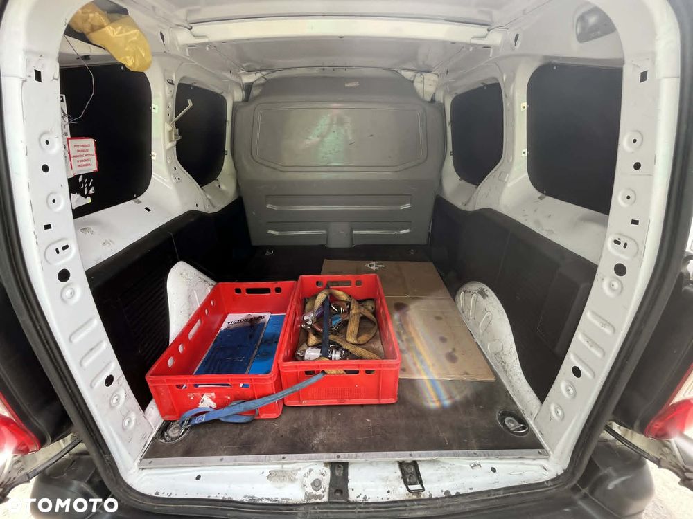 Citroën BERLINGO - 15