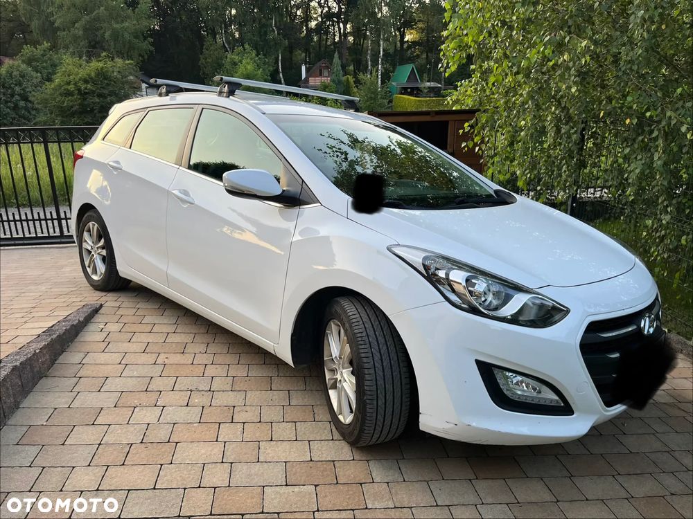 Hyundai i30 1.6 Premium - 1