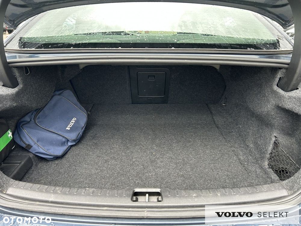 Volvo S60 - 25