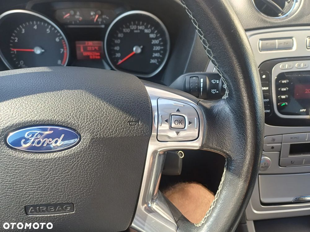 Ford Mondeo - 19
