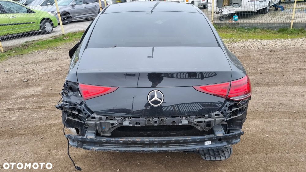 Mercedes-Benz CLS 400 d 4Matic 9G-TRONIC AMG Line - 3