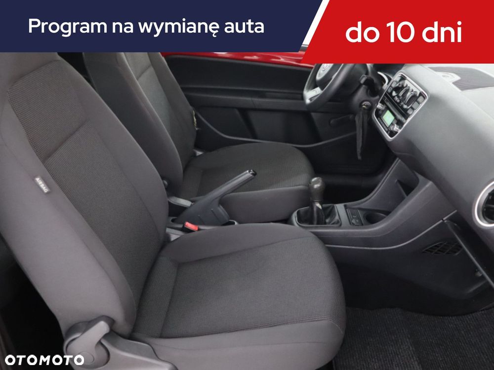 Volkswagen up! - 11