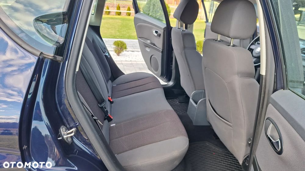 Seat Leon 1.6 Reference - 11