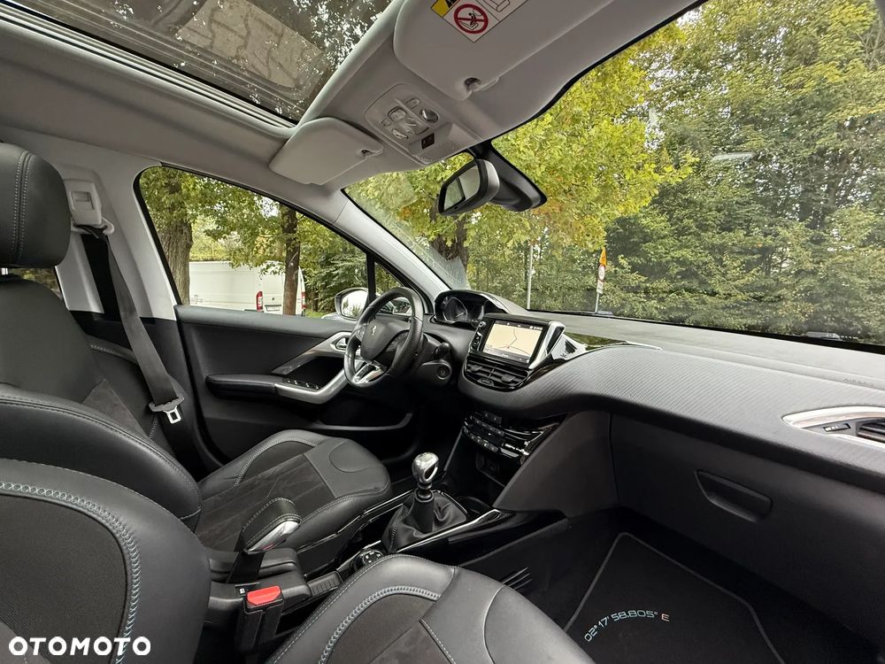 Peugeot 2008 1.2 Pure Tech GPF Crossway S&S - 21