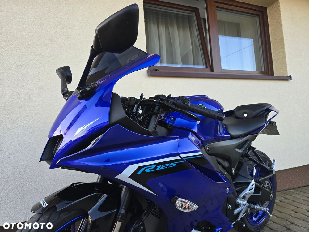 Yamaha YZF - 15