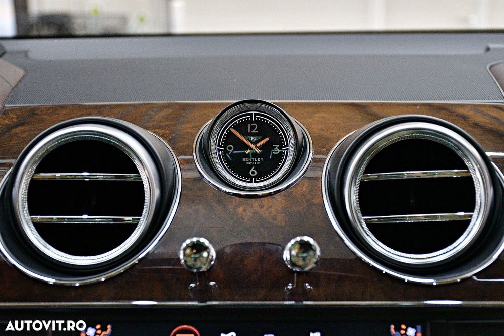 Bentley Bentayga W12 Mulliner - 27