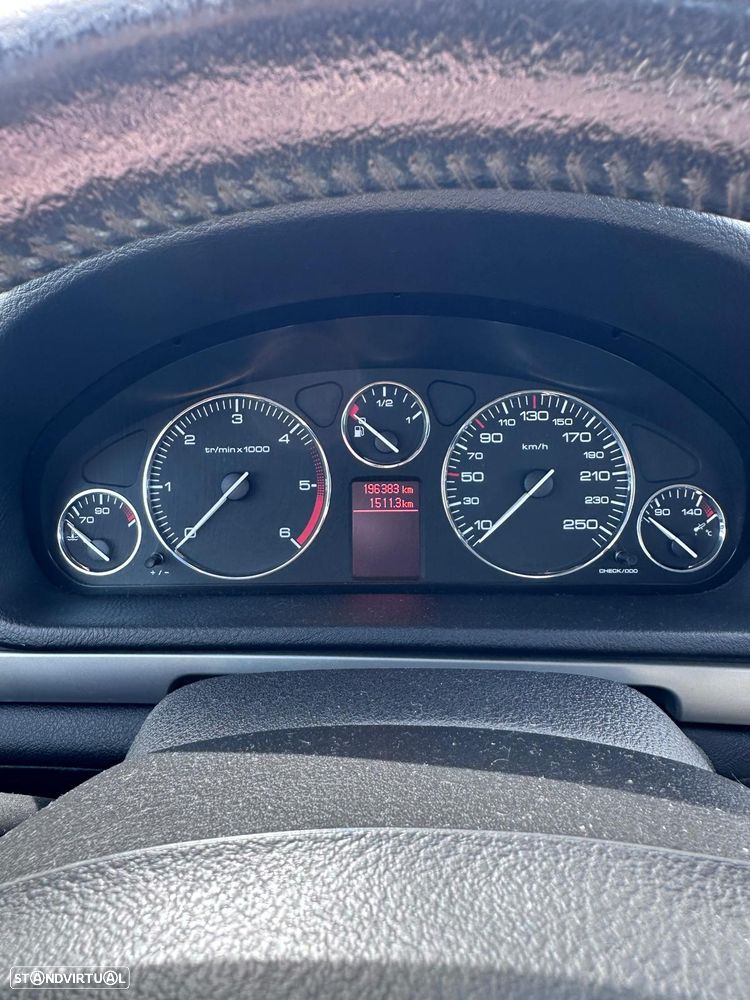 Peugeot 407 1.6 HDi Premium - 8