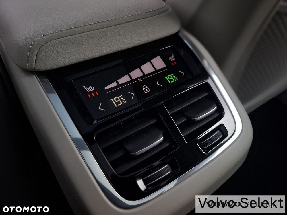 Volvo XC 60 - 36