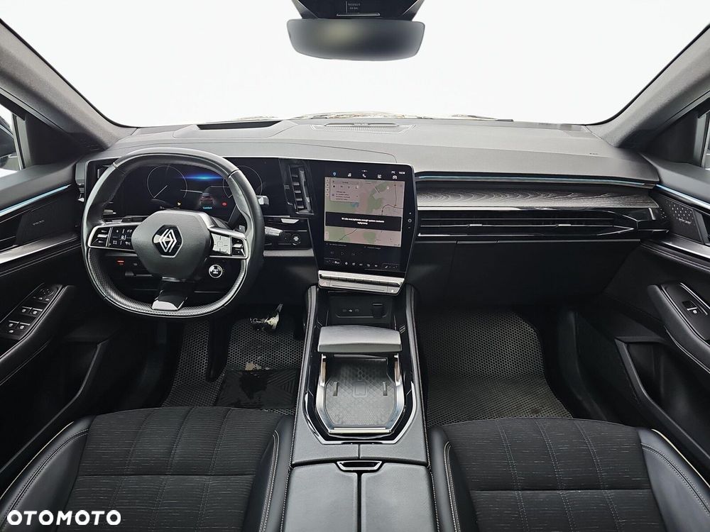 Renault Austral 1.3 TCe mHEV Iconic - 11