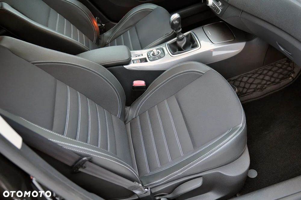 Renault Laguna 2.0 DCi FAP Expression - 12
