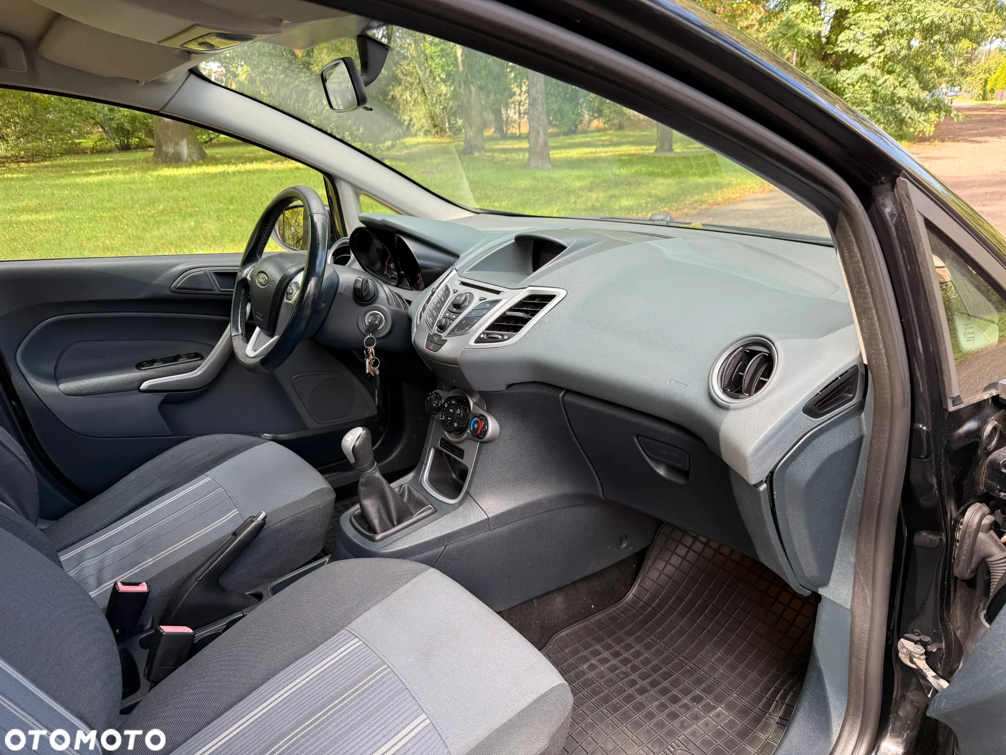 Ford Fiesta 1.4 Silver X - 27
