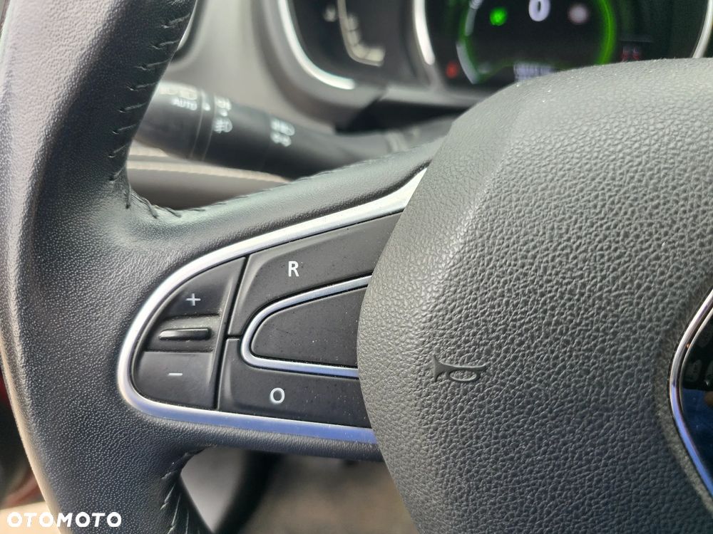 Renault Grand Scenic - 27