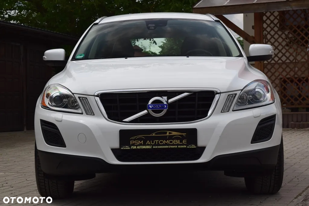 Volvo XC 60 2.4D AWD Momentum - 4