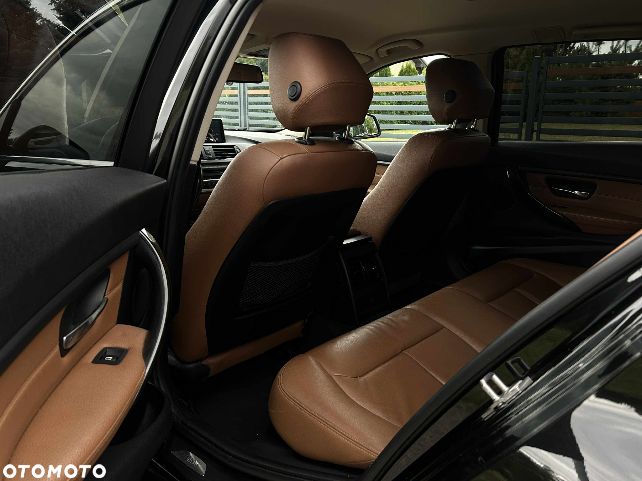 BMW Seria 3 - 16