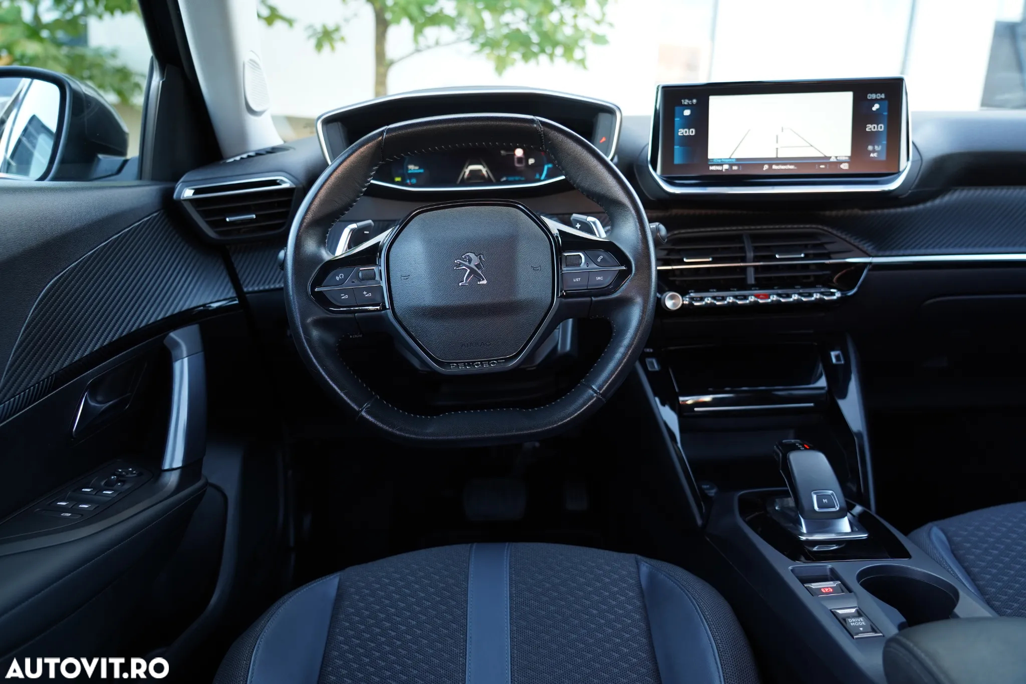 Peugeot 2008 PureTech 130 EAT8 Allure - 13
