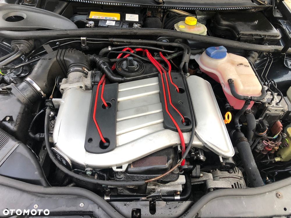 Volkswagen Passat 2.3 V5 Highline - 21