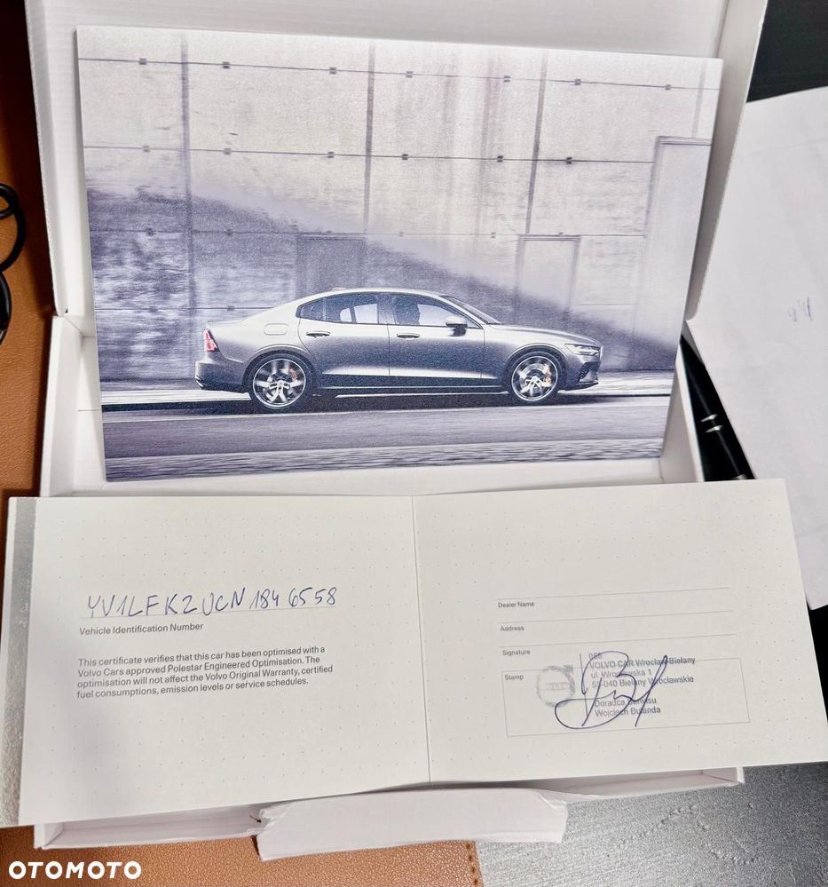 Volvo XC 90 B5 D AWD R-Design 7os - 17