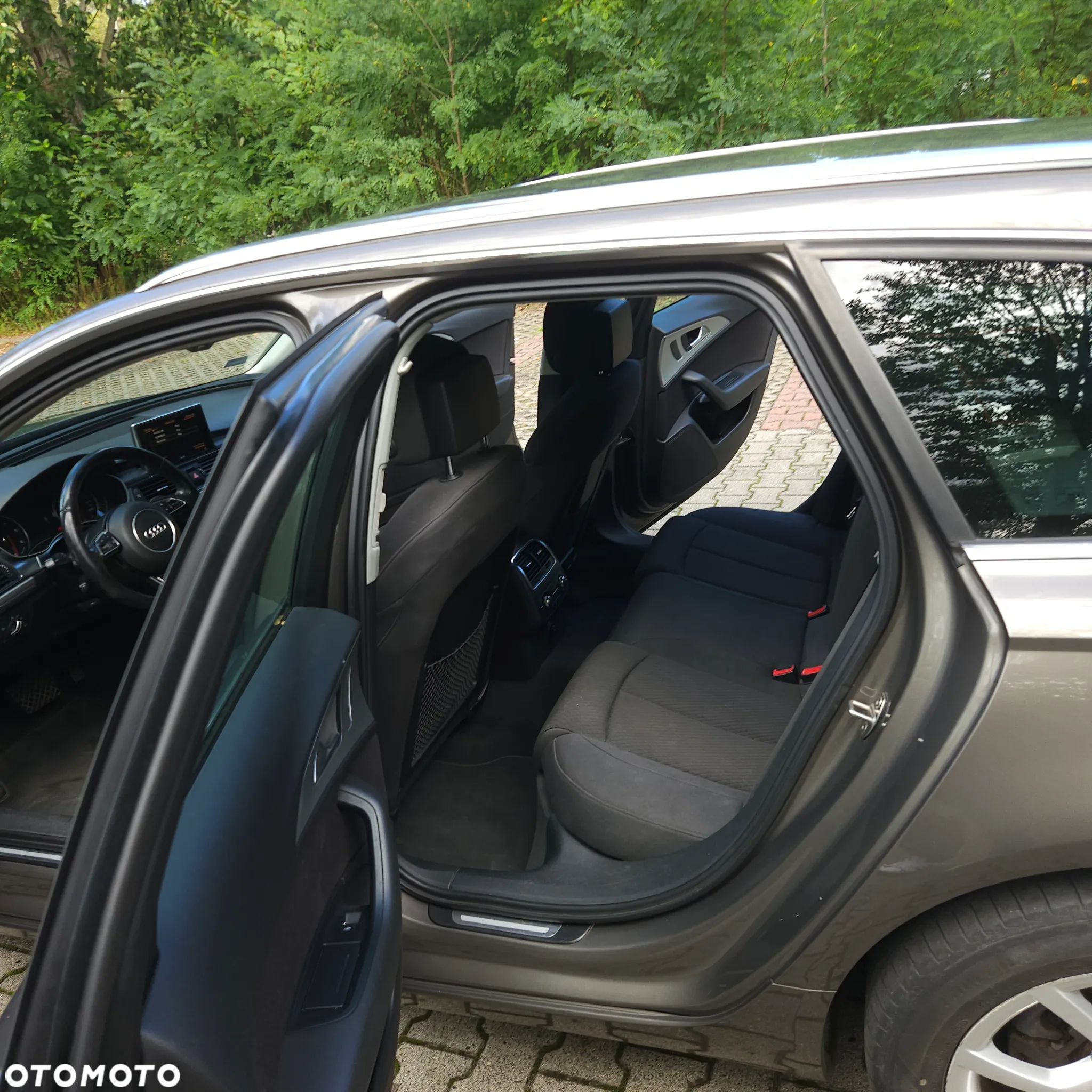 Audi A6 Avant 2.0 TDI ultra S tronic - 11