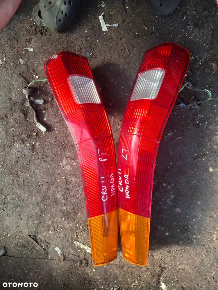 HONDA CR V II lampa tył prawa lewa