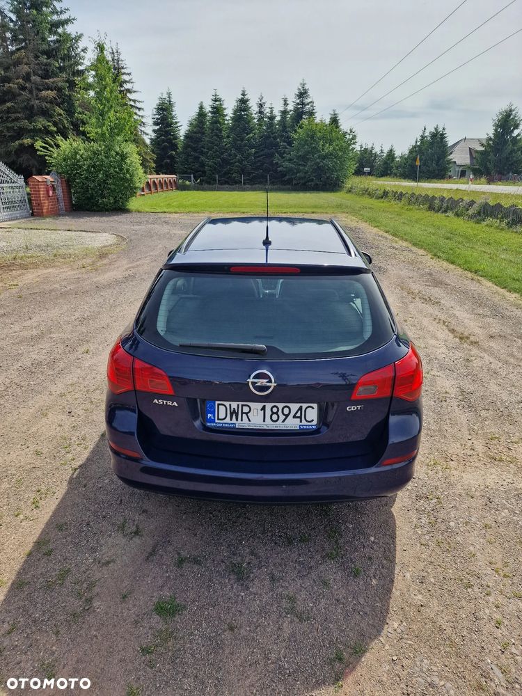 Opel Astra 1.7 CDTI - 9