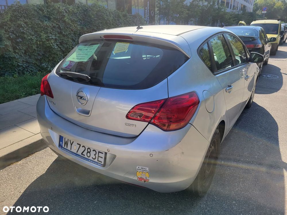 Opel Astra 1.7 CDTI - 4