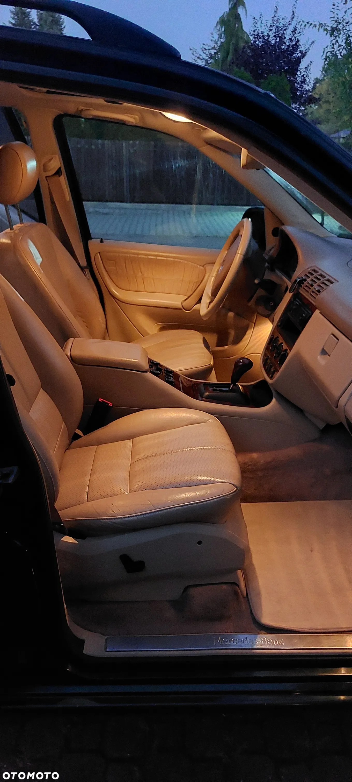 Mercedes-Benz ML 430 - 26