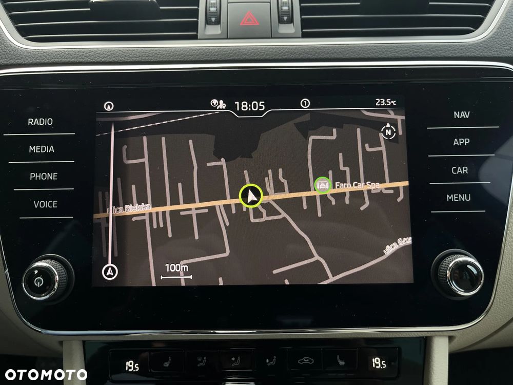 Skoda Superb 2.0 TSI Style DSG - 31