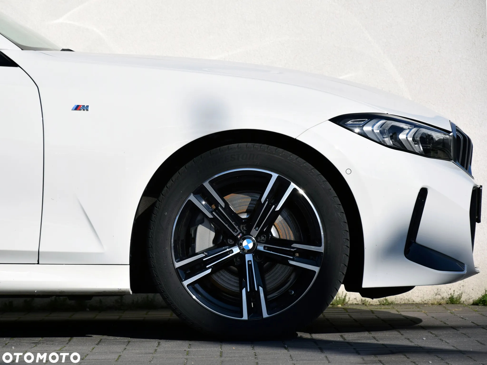 BMW Seria 3 330i M Sport - 6