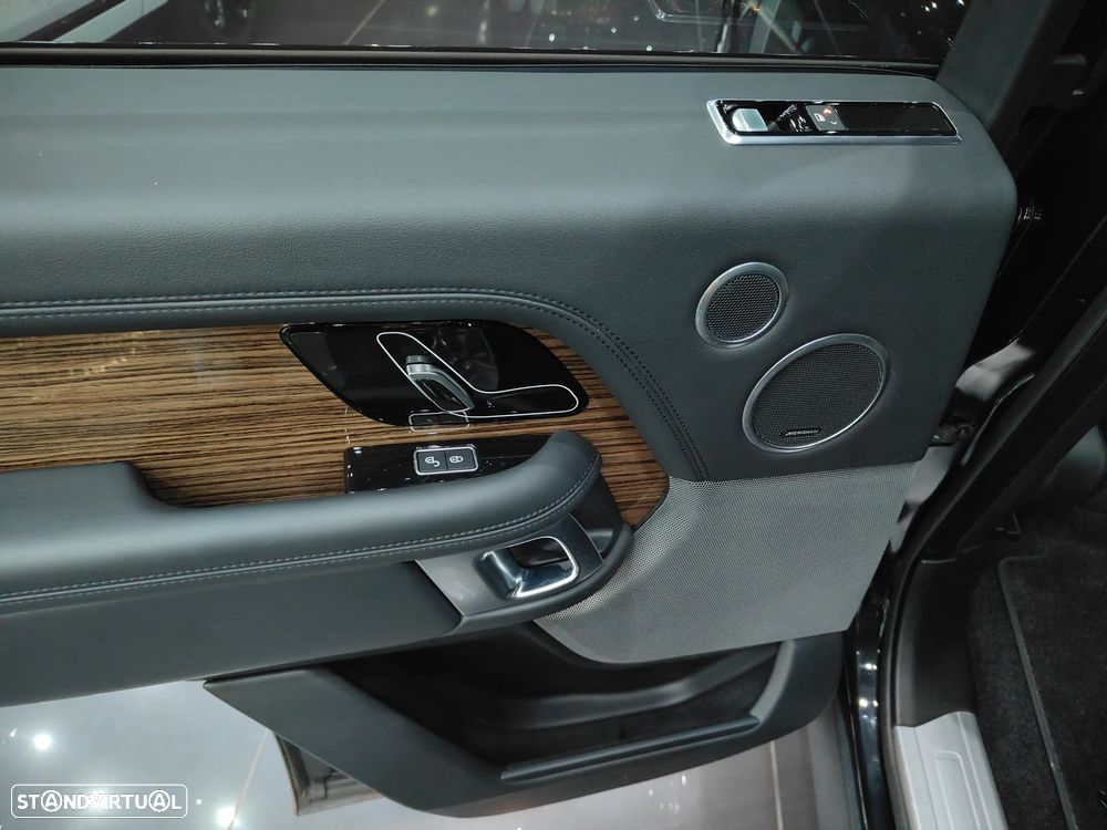 Land Rover Range Rover P400e Plug-in Hybrid Vogue - 18