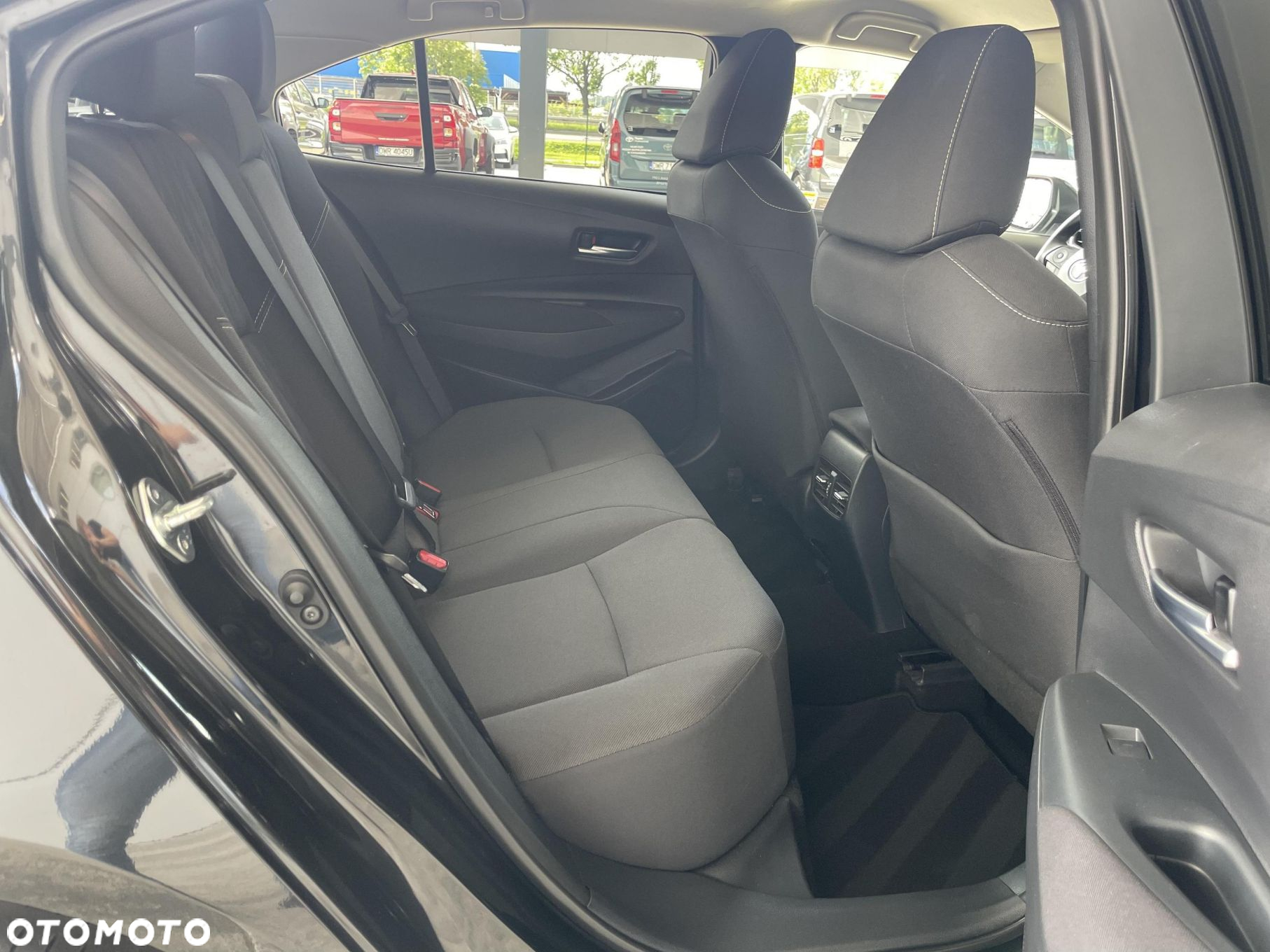 Toyota Corolla - 10