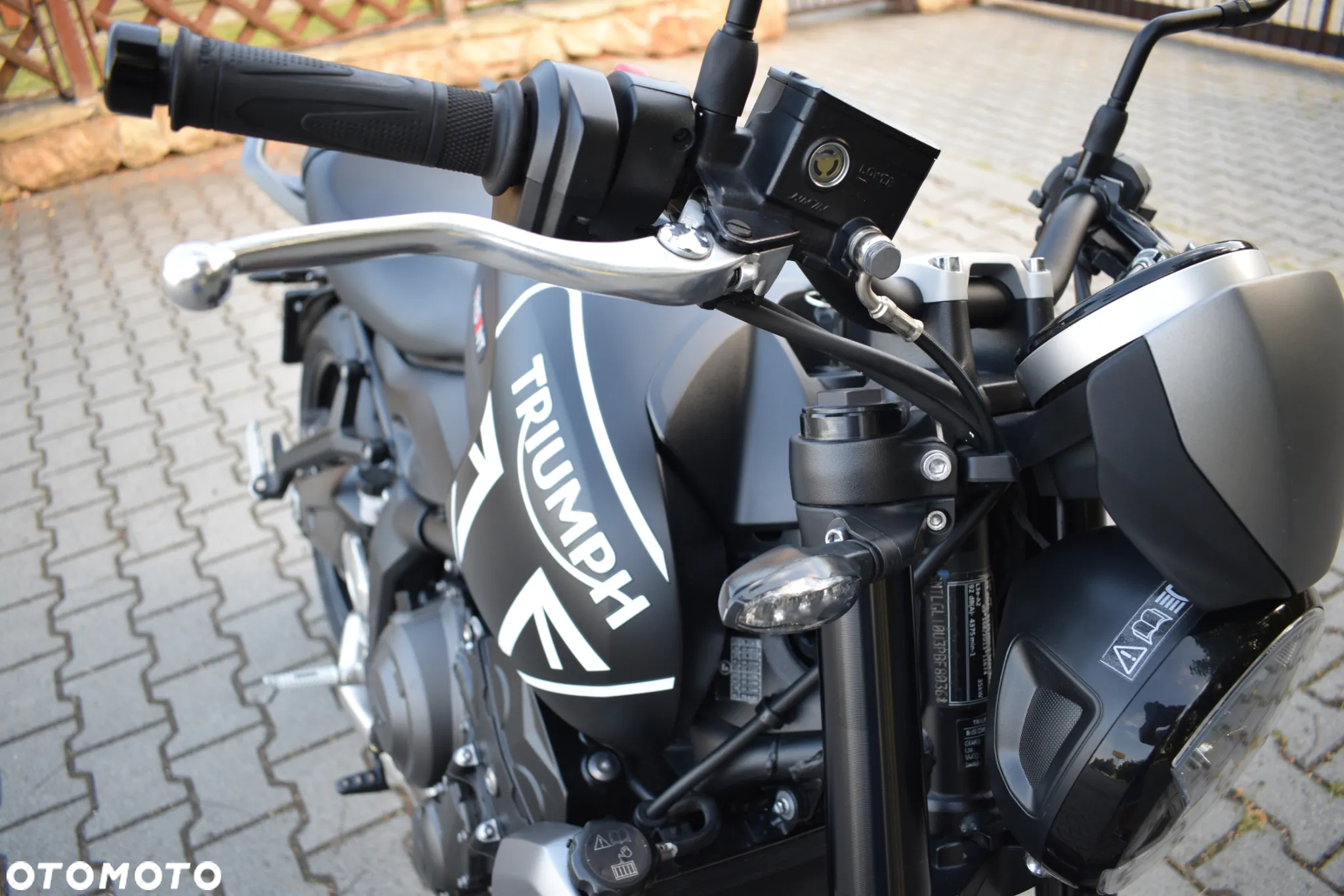 Triumph Trident - 37