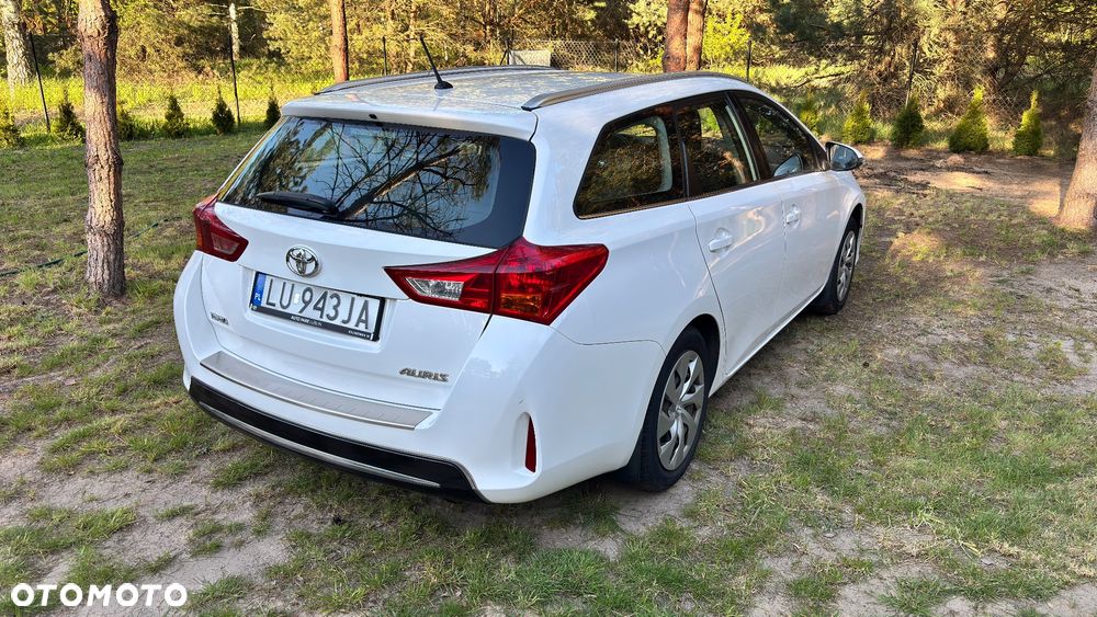 Toyota Auris 1.6 Active - 4