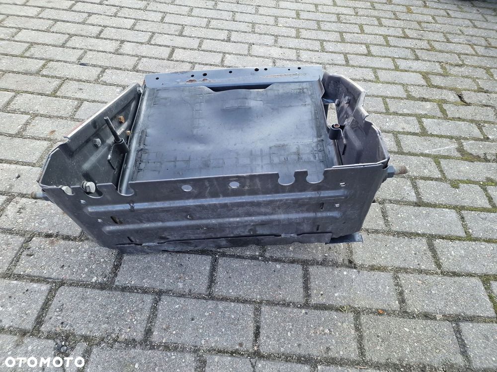 Podstawa Mocowanie Skrzynka Akumulator Scania R 2140666 - 3
