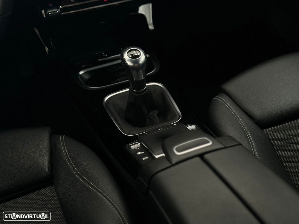 Mercedes-Benz A 180 d Progressive - 26