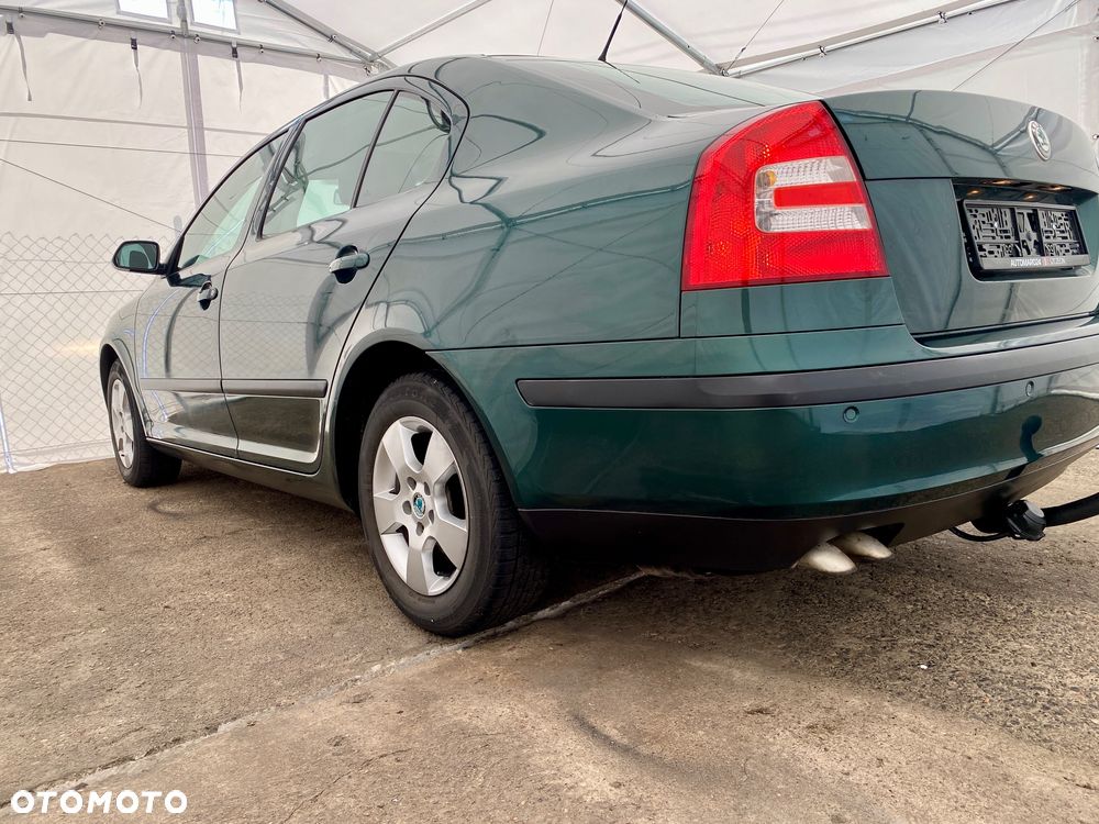 Skoda Octavia 2.0 TDI DPF Elegance - 23