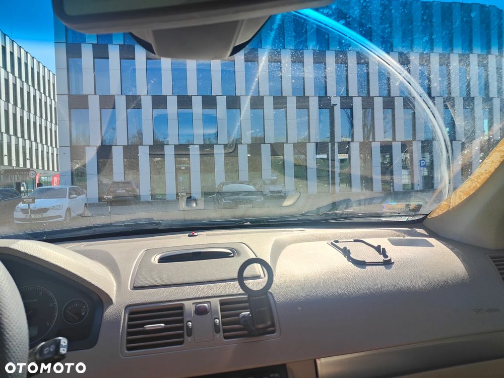 Volvo XC 90 D5 Momentum - 23