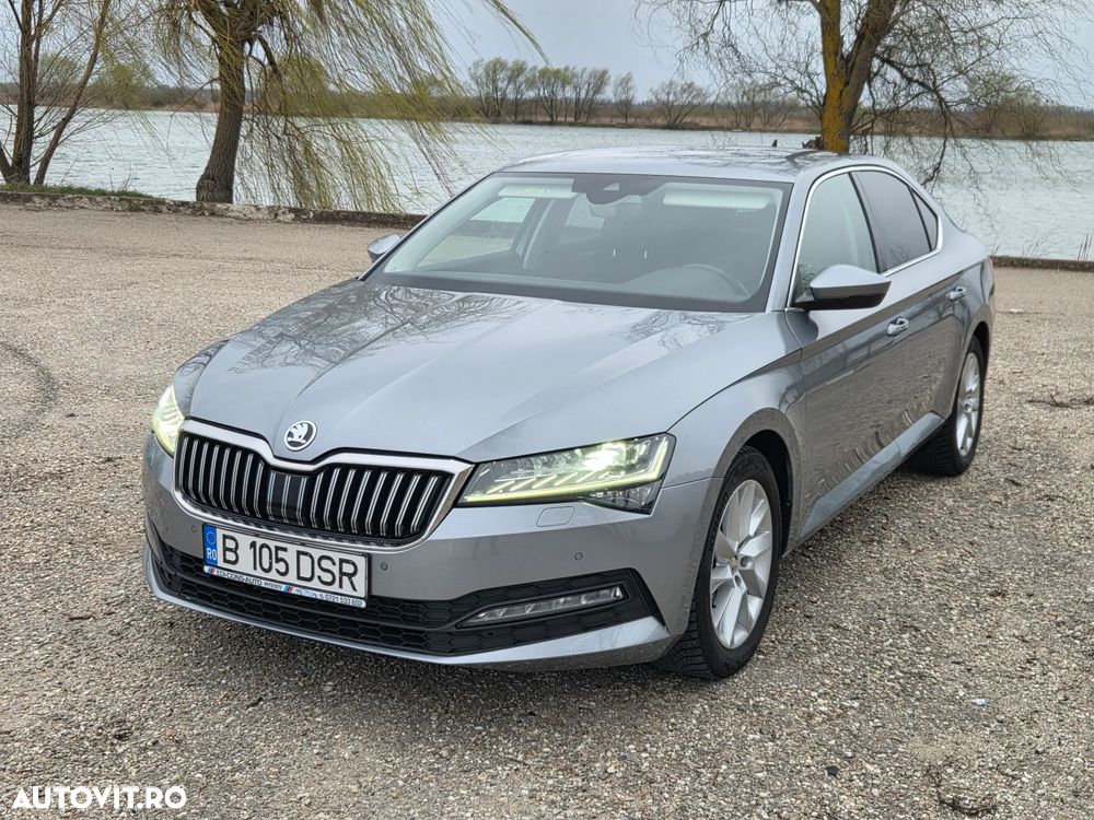 Skoda Superb 2.0 TDI DSG Style - 1