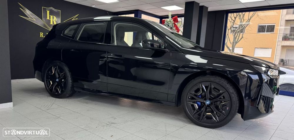 BMW iX xDrive 40 Pack Desportivo - 5