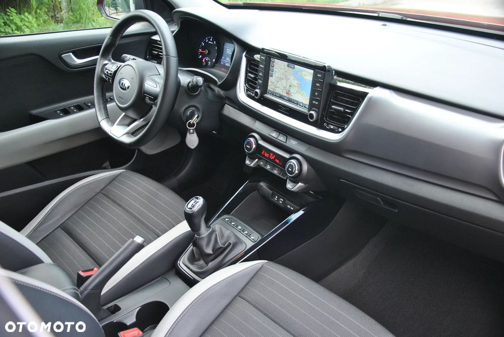 Kia Stonic - 8